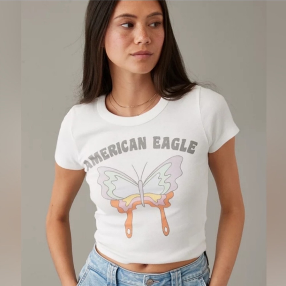 ⭐️ 3/$25 American Eagle White Butterfly Cropped 70s Style Graphic Tee NWT
